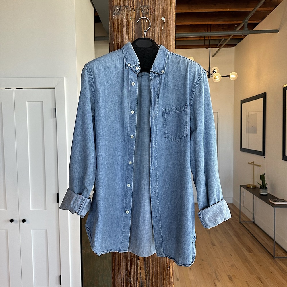 Banana Republic Denim Button Down